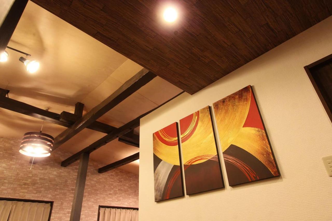 清潔#快適#広々なんば駅徒歩8分#9名宿泊可#Wi-Fiswitch#大画面tv Osaca Exterior foto