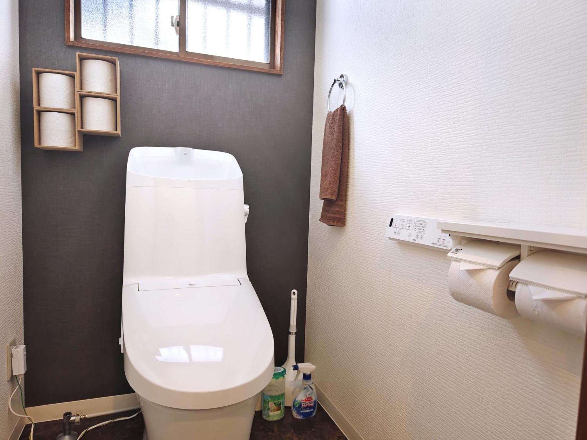 清潔#快適#広々なんば駅徒歩8分#9名宿泊可#Wi-Fiswitch#大画面tv Osaca Exterior foto