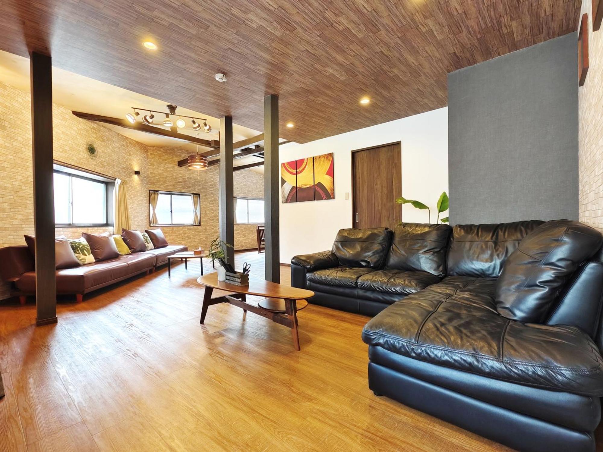 清潔#快適#広々なんば駅徒歩8分#9名宿泊可#Wi-Fiswitch#大画面tv Osaca Exterior foto